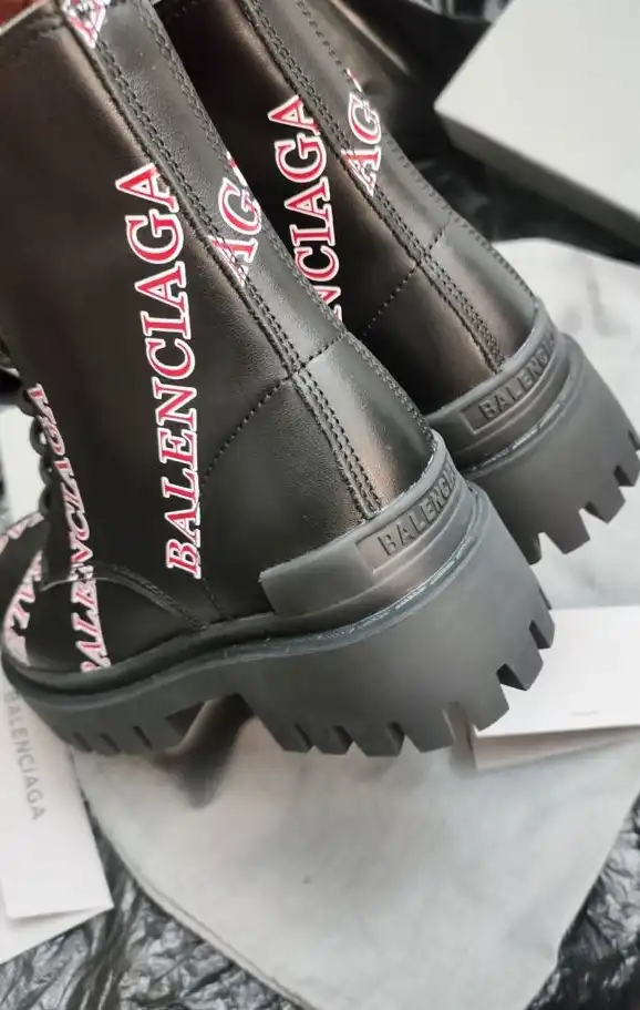 hype Balenciaga Boots