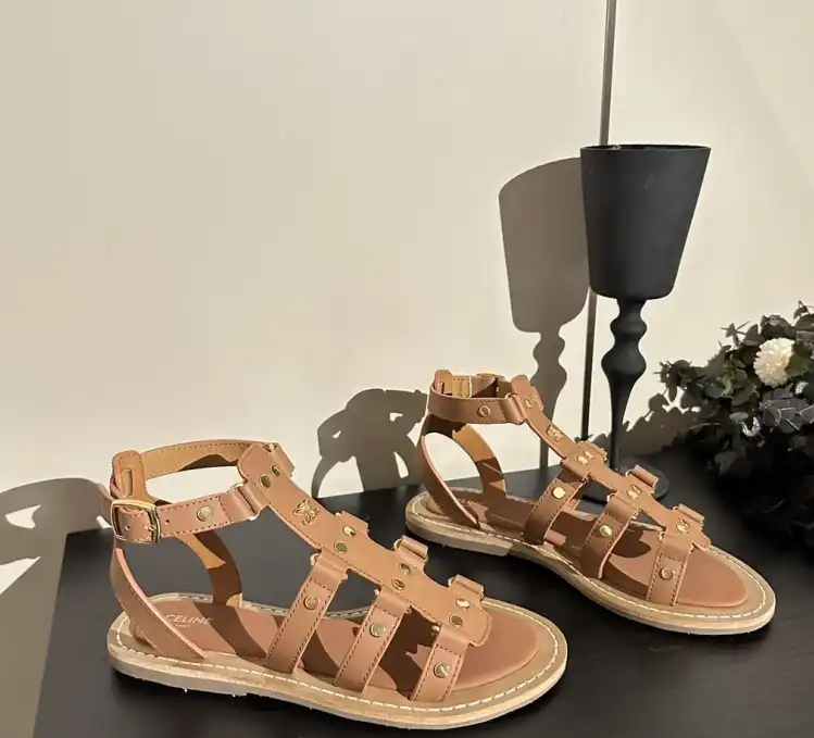 hype Celine Sandals