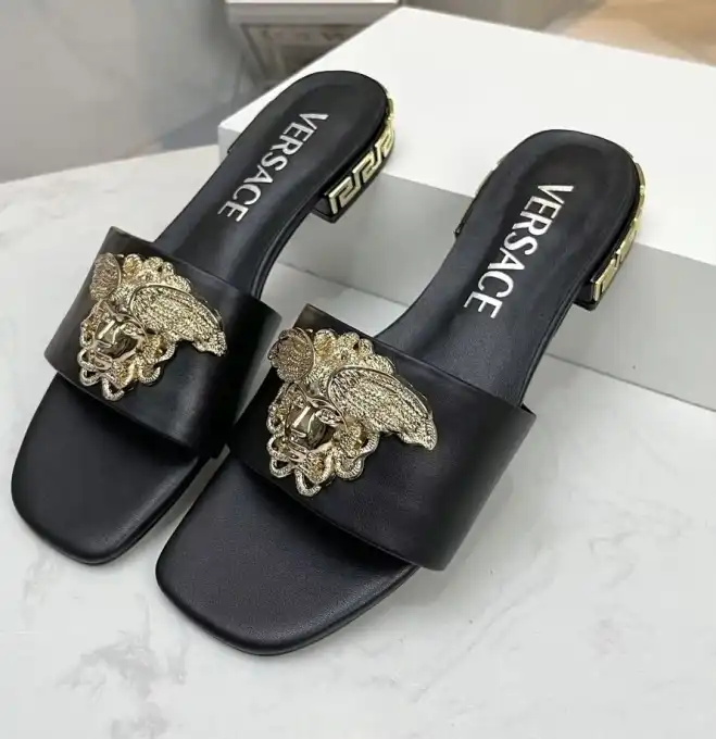 hype Givenchy Slippers