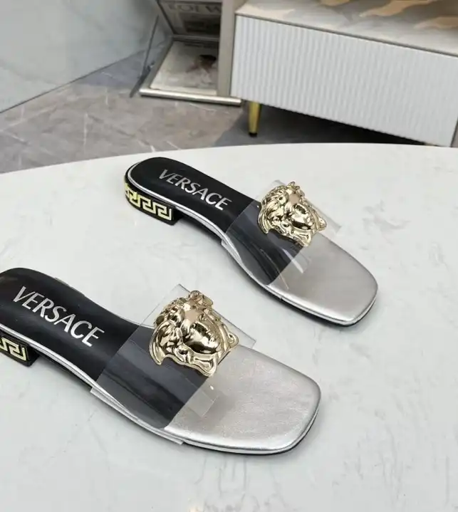 hype Givenchy Slippers