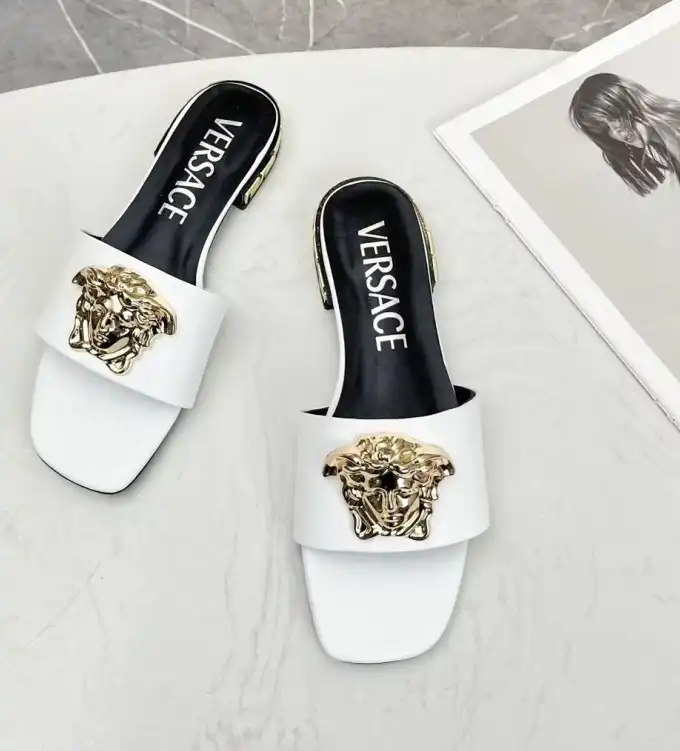 hype Givenchy Slippers