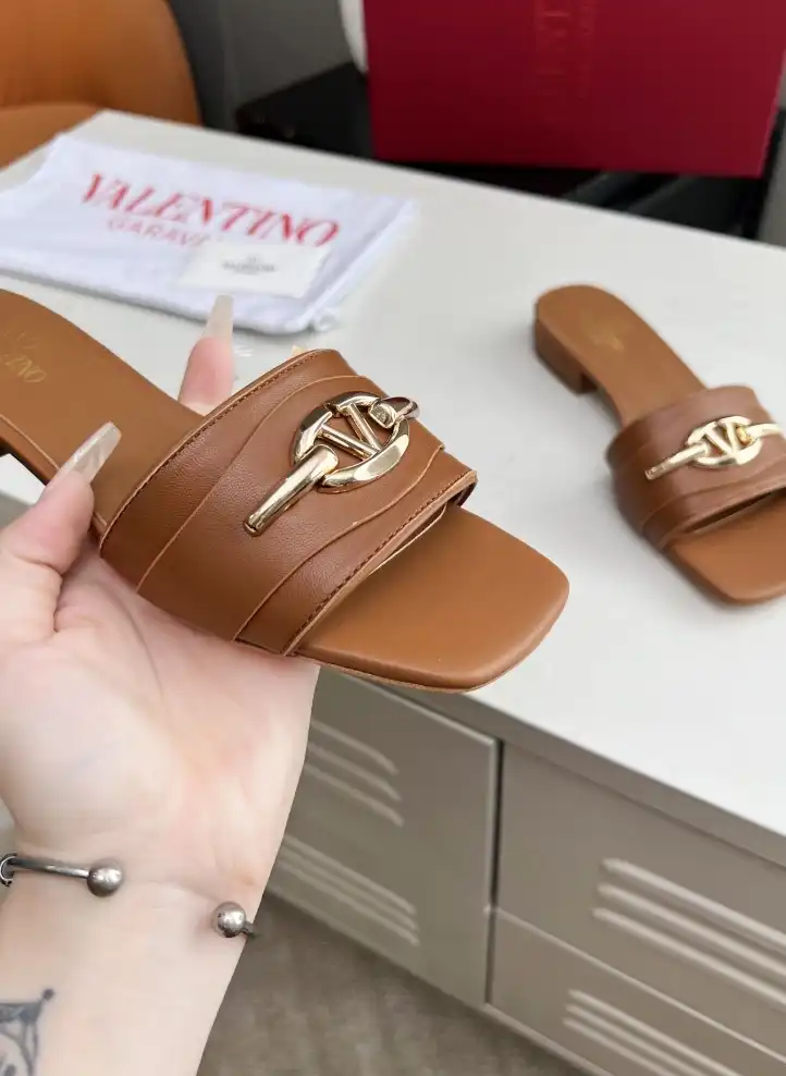 hype Valentino Slippers