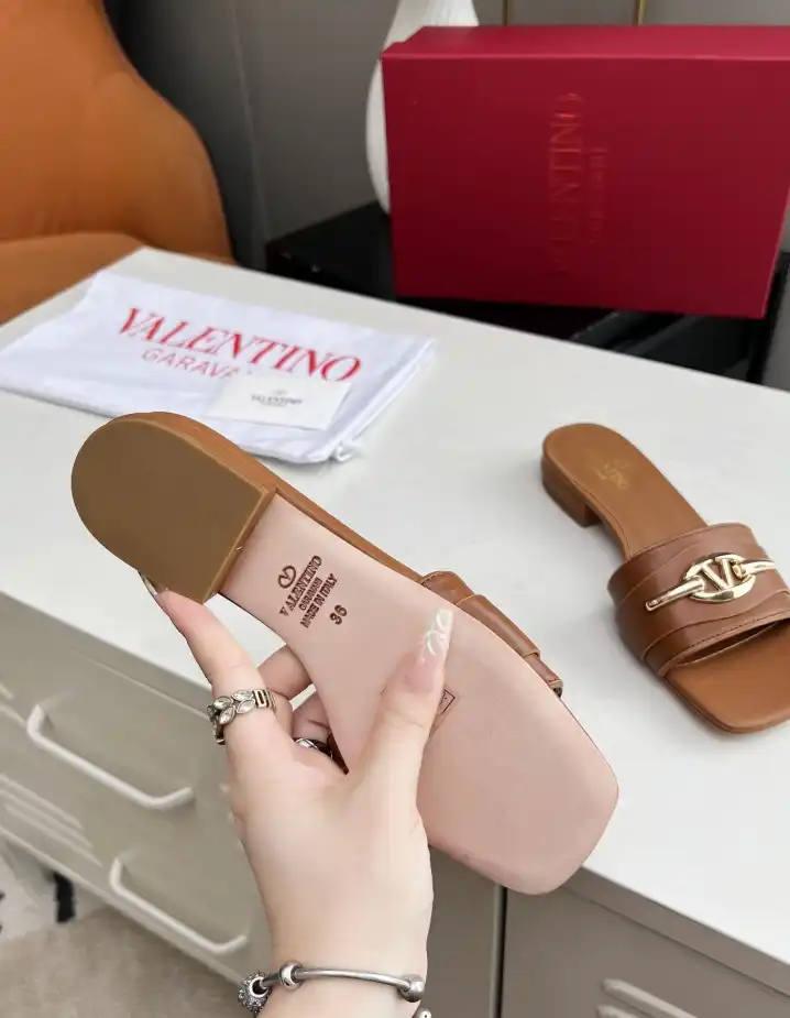 hype Valentino Slippers