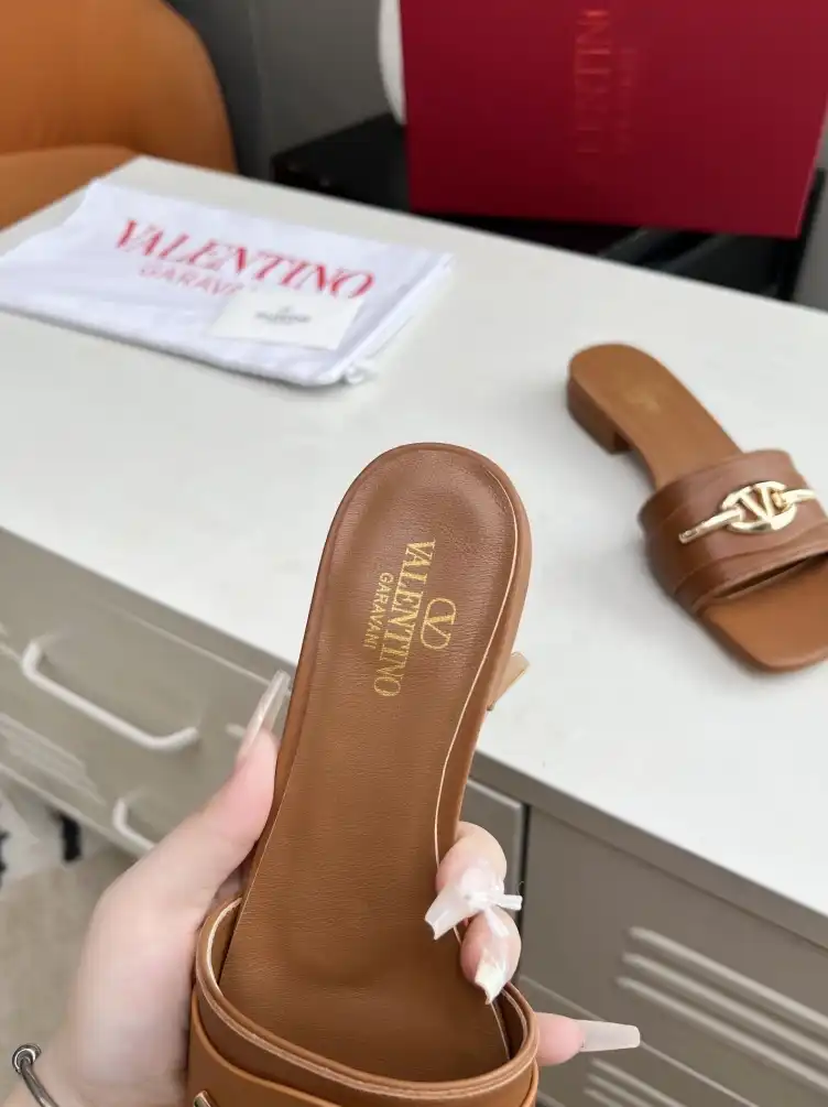 hype Valentino Slippers