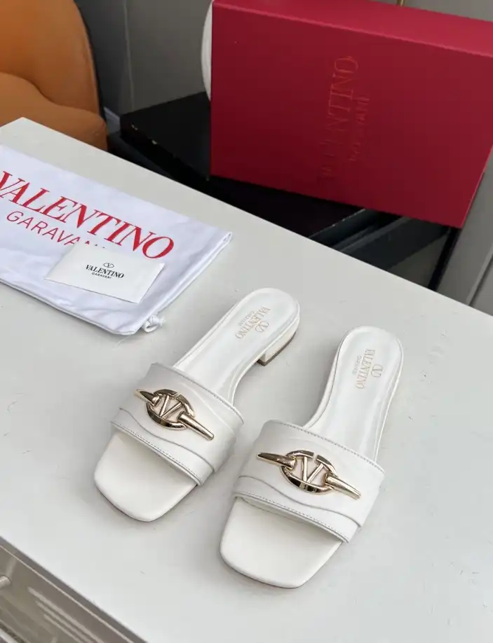 hype Valentino Slippers