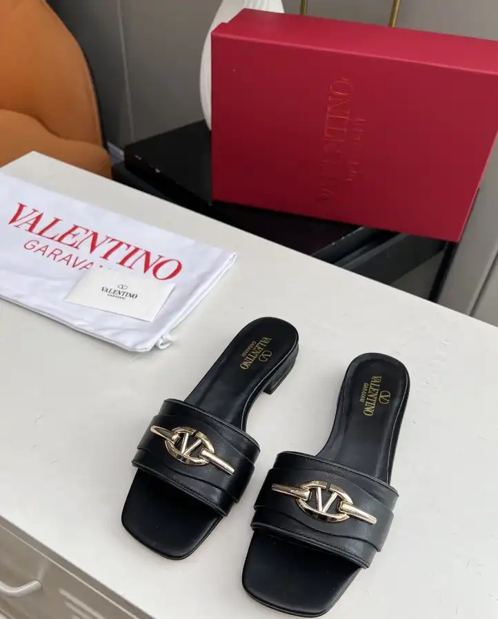 hype Valentino Slippers