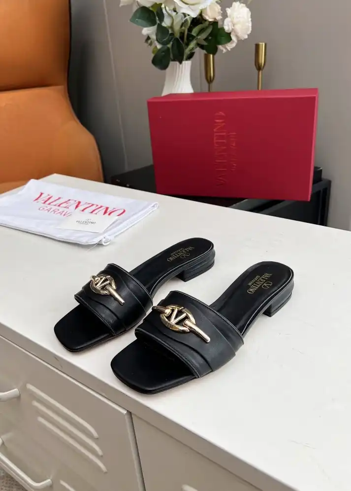 hype Valentino Slippers