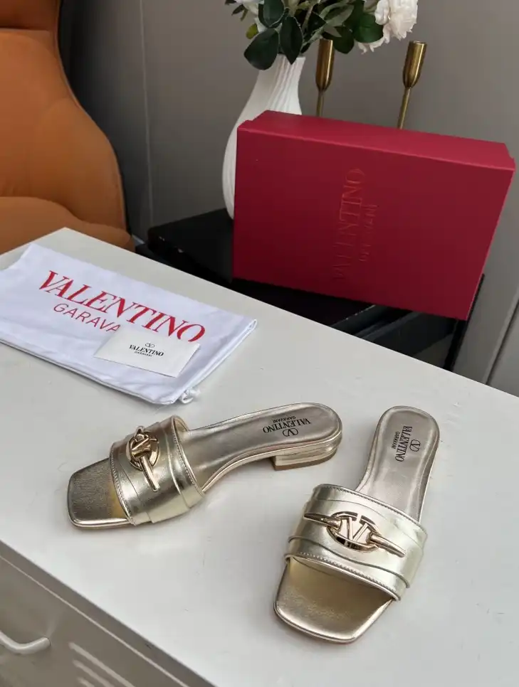 hype Valentino Slippers