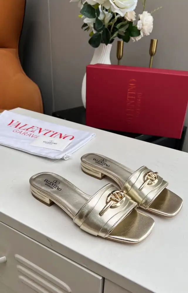 hype Valentino Slippers