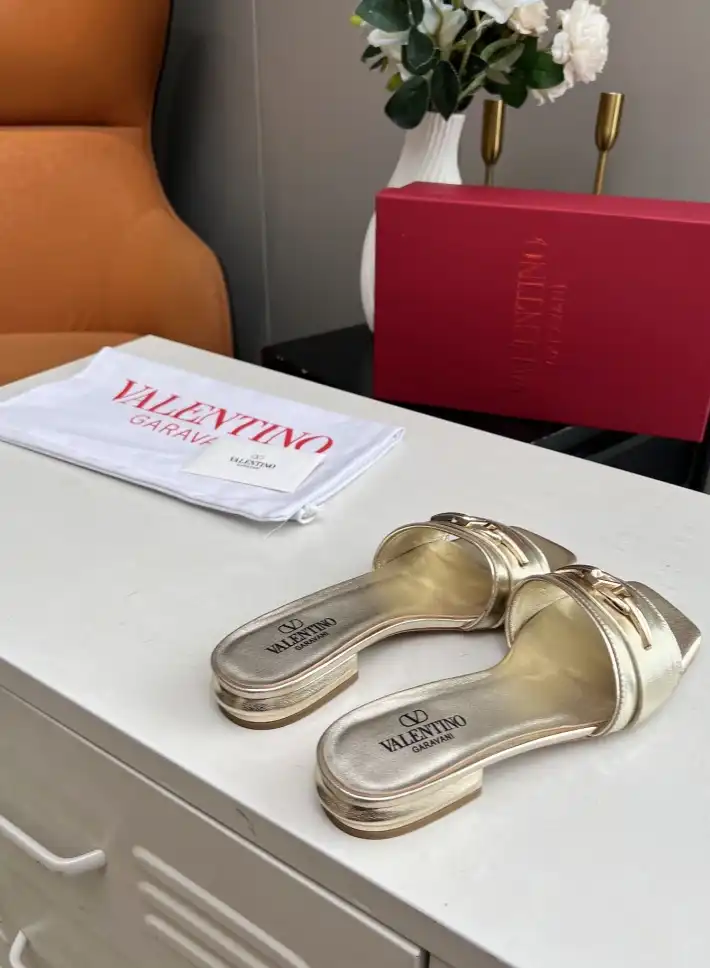 hype Valentino Slippers