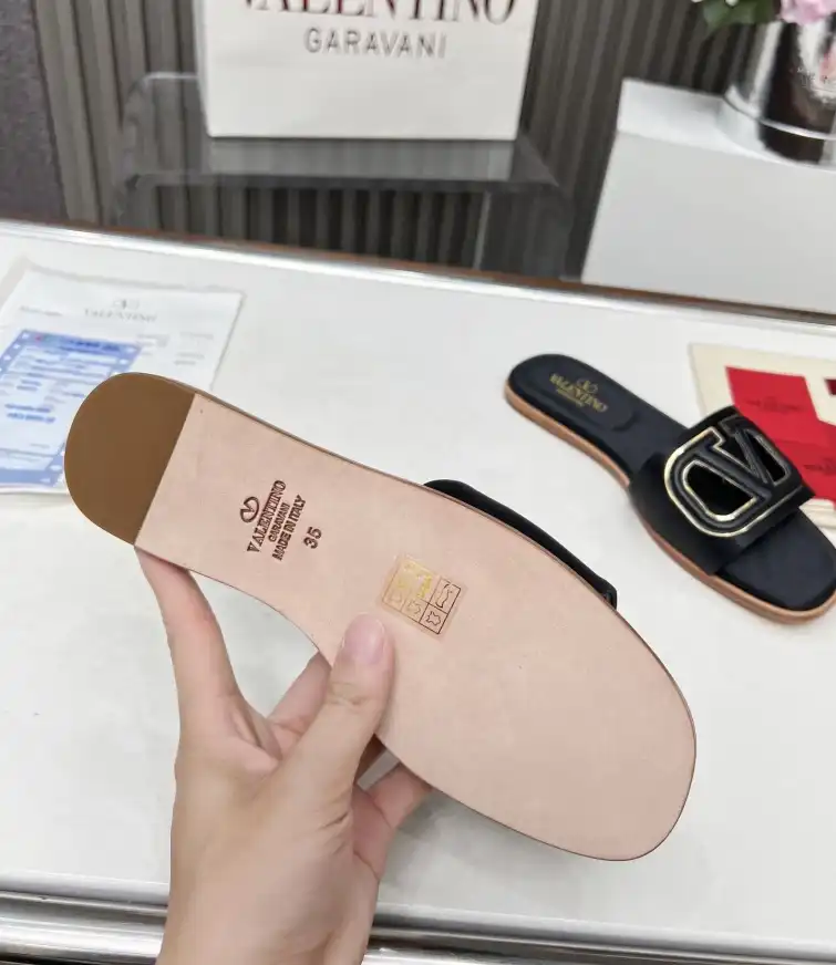 hype Valentino Slippers