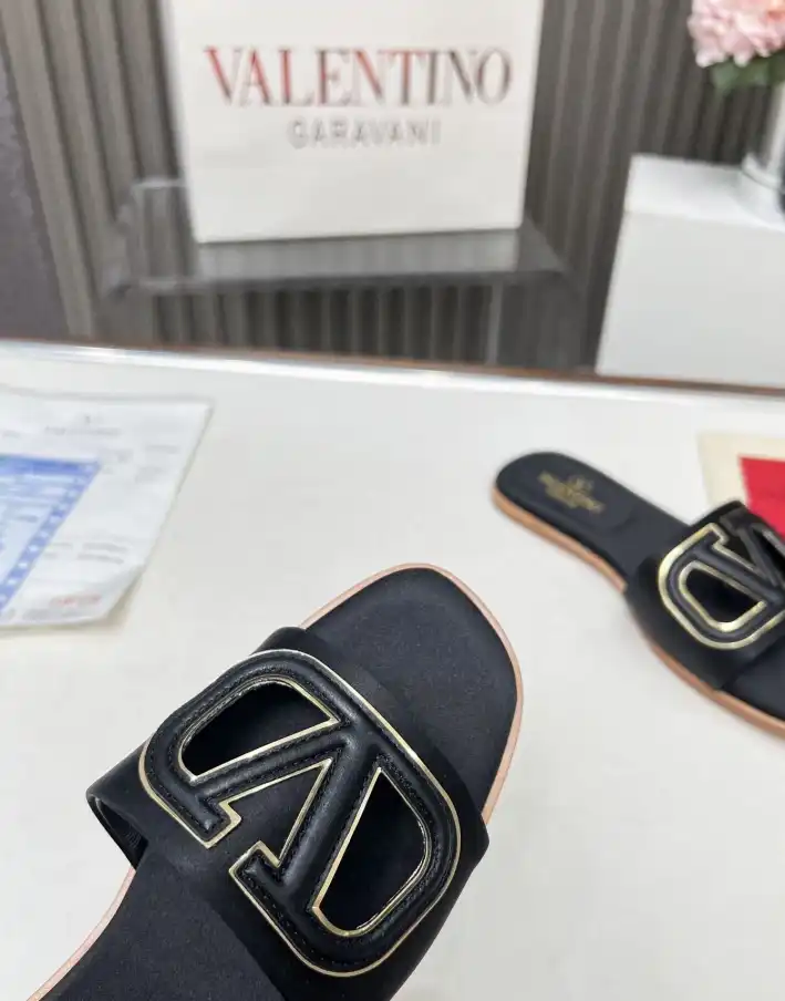 hype Valentino Slippers