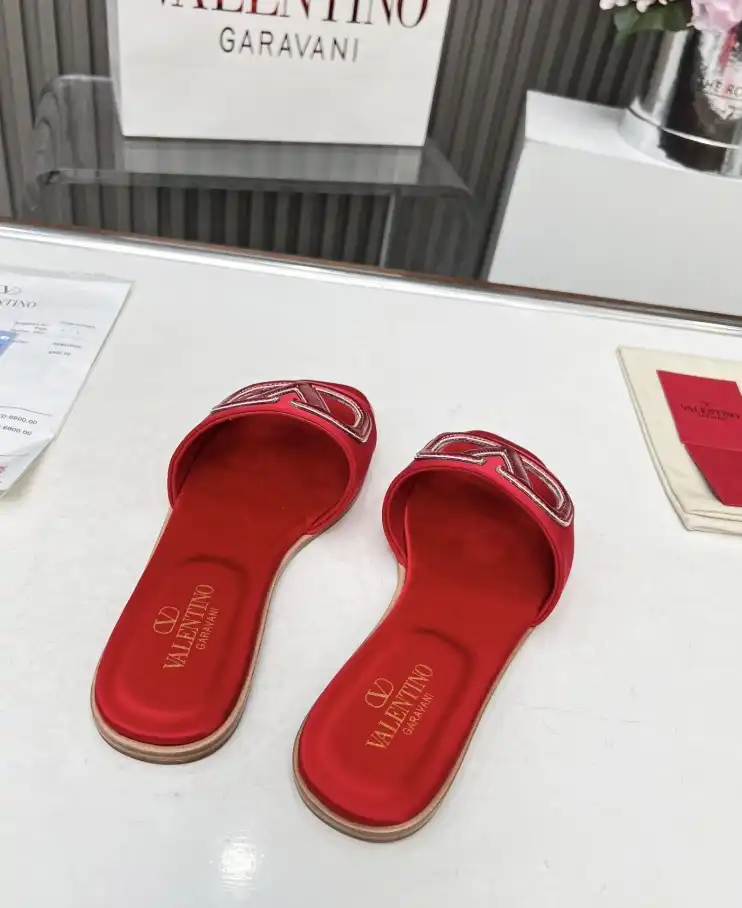 hype Valentino Slippers