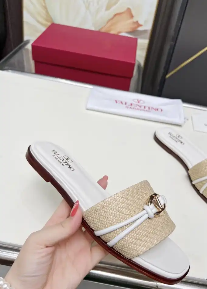 hype Valentino Slippers