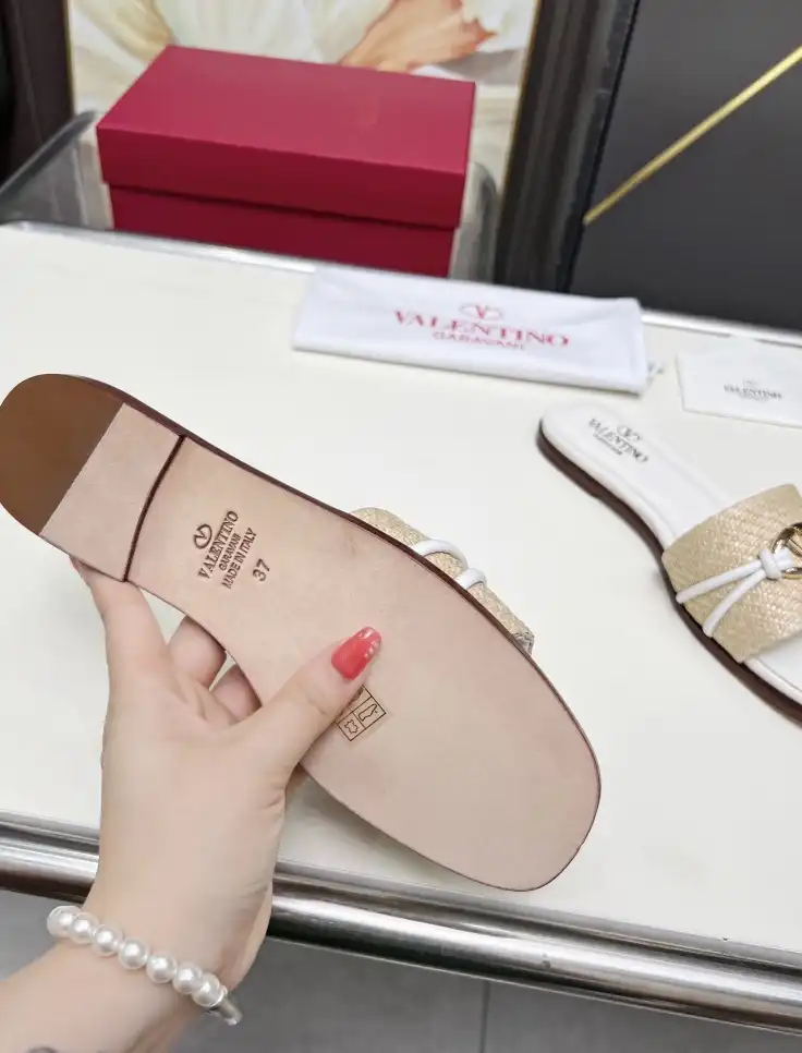 hype Valentino Slippers