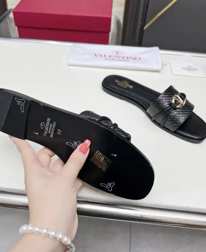 hype Valentino Slippers