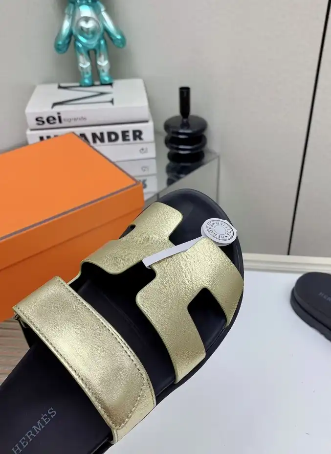 hype Hermes Slippers