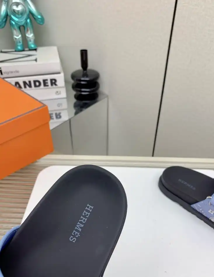 hype Hermes Slippers