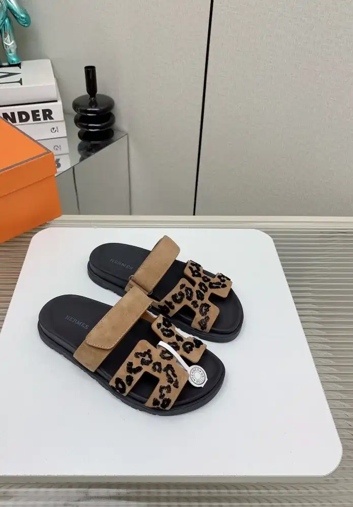 hype Hermes Slippers