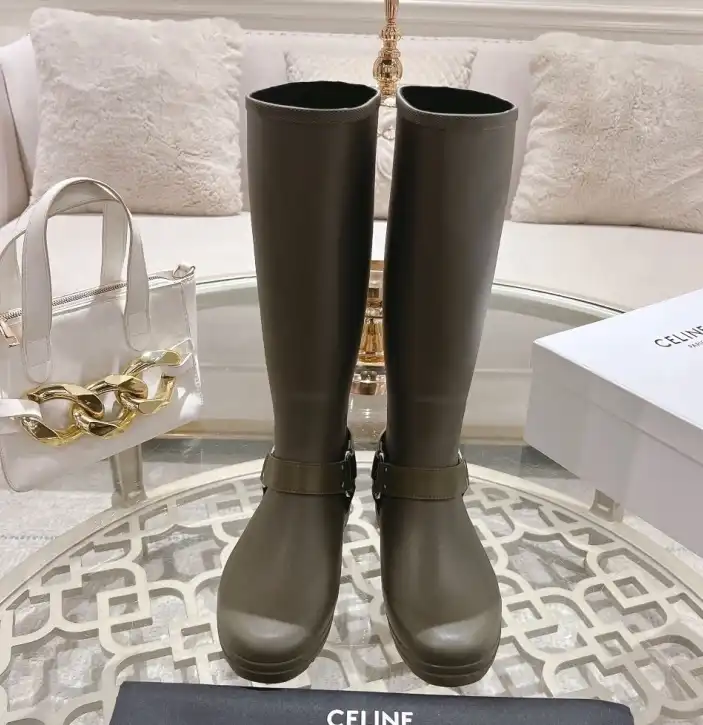 hype Celine Boots