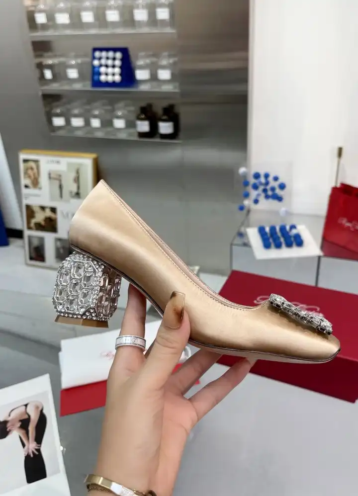 hype Roger Vivier High Heels