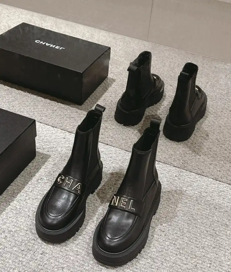 hype Chanel Boots