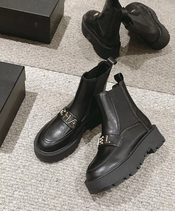 hype Chanel Boots