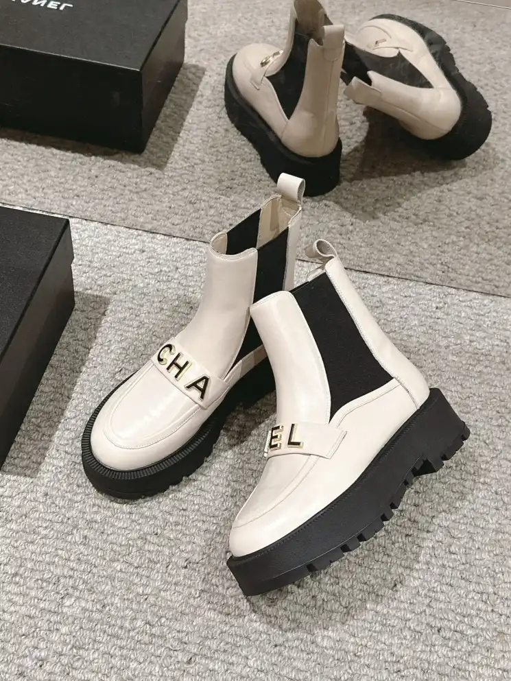 hype Chanel Boots