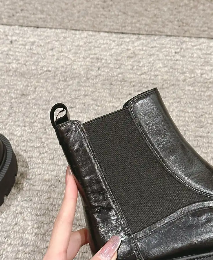 hype Chanel Boots