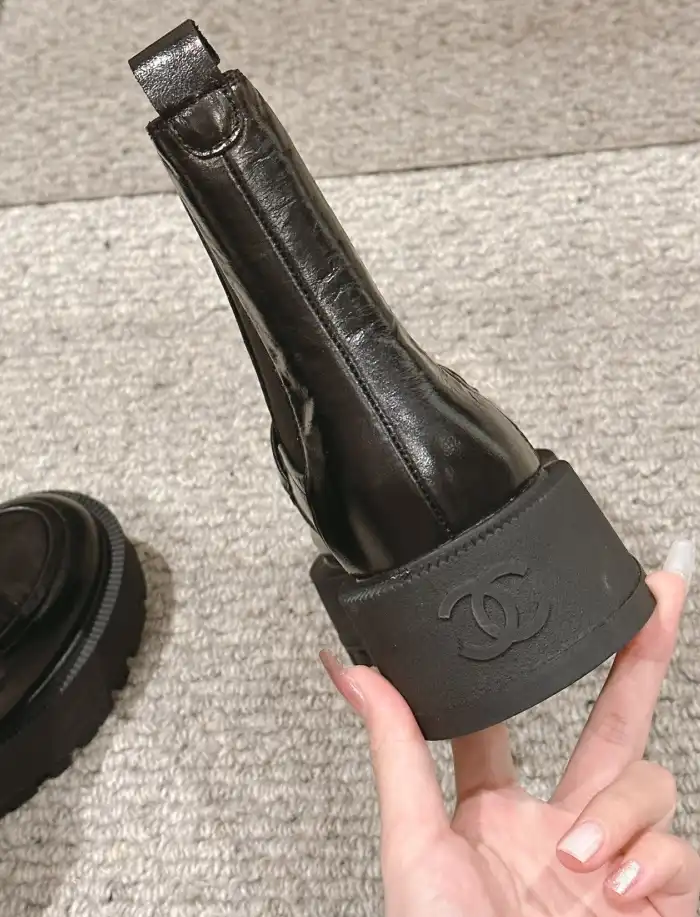 hype Chanel Boots