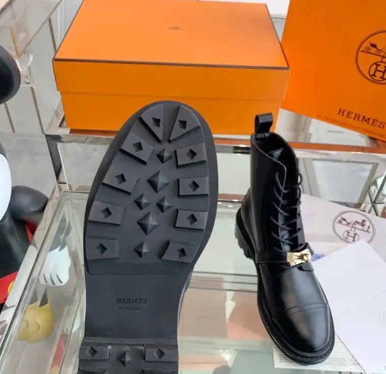 hype Hermes Boots