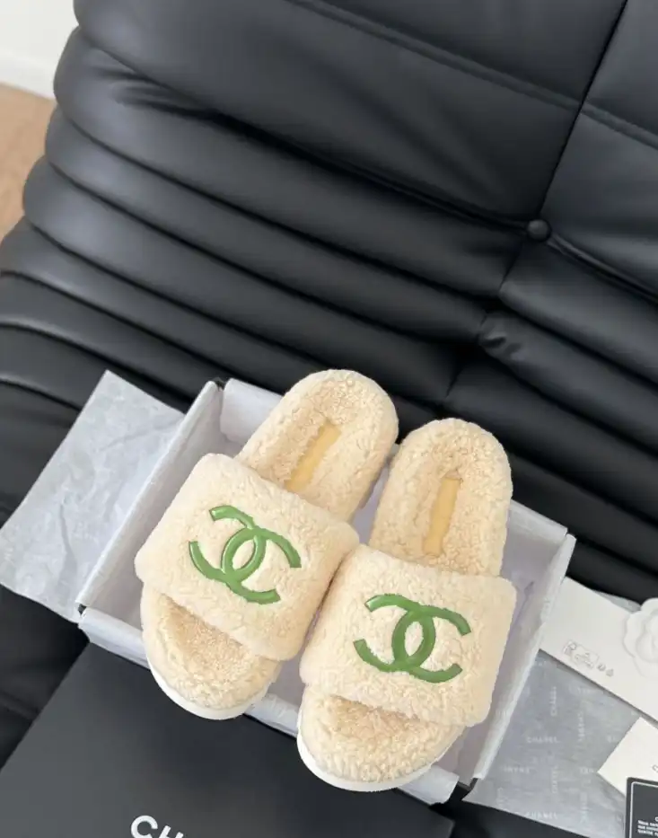 hype Chanel Slippers