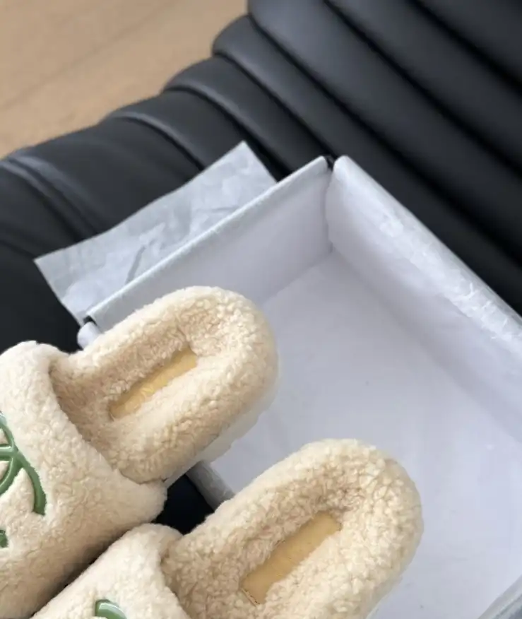 hype Chanel Slippers