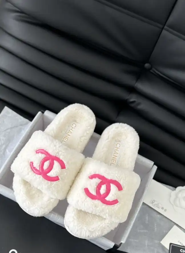 hype Chanel Slippers