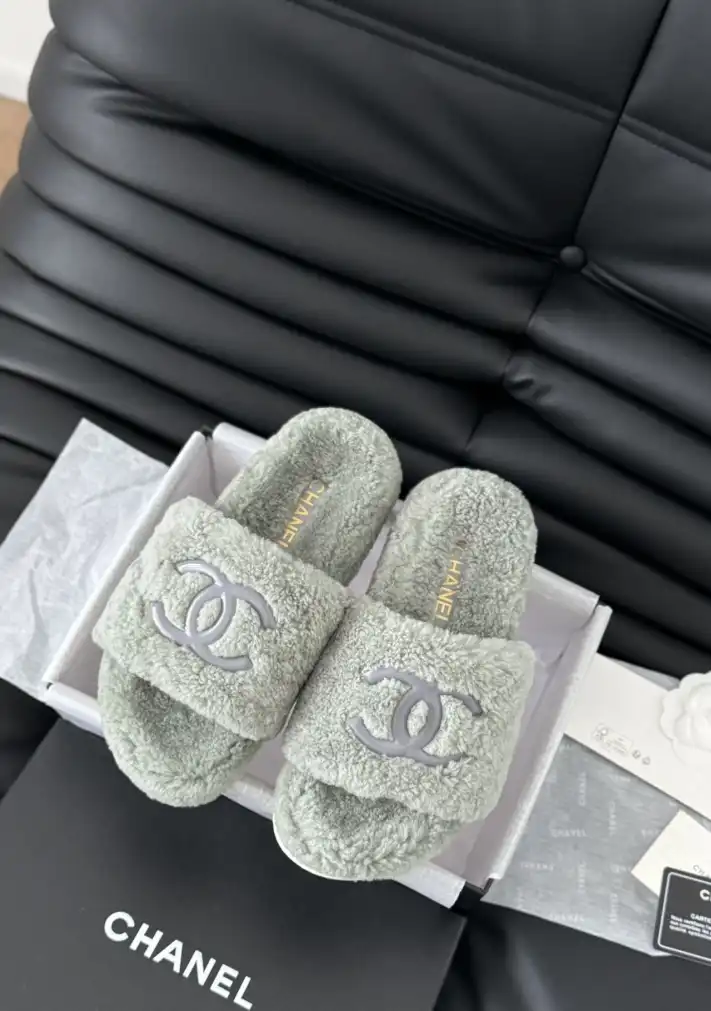 hype Chanel Slippers