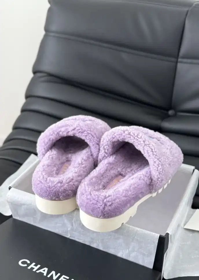 hype Chanel Slippers