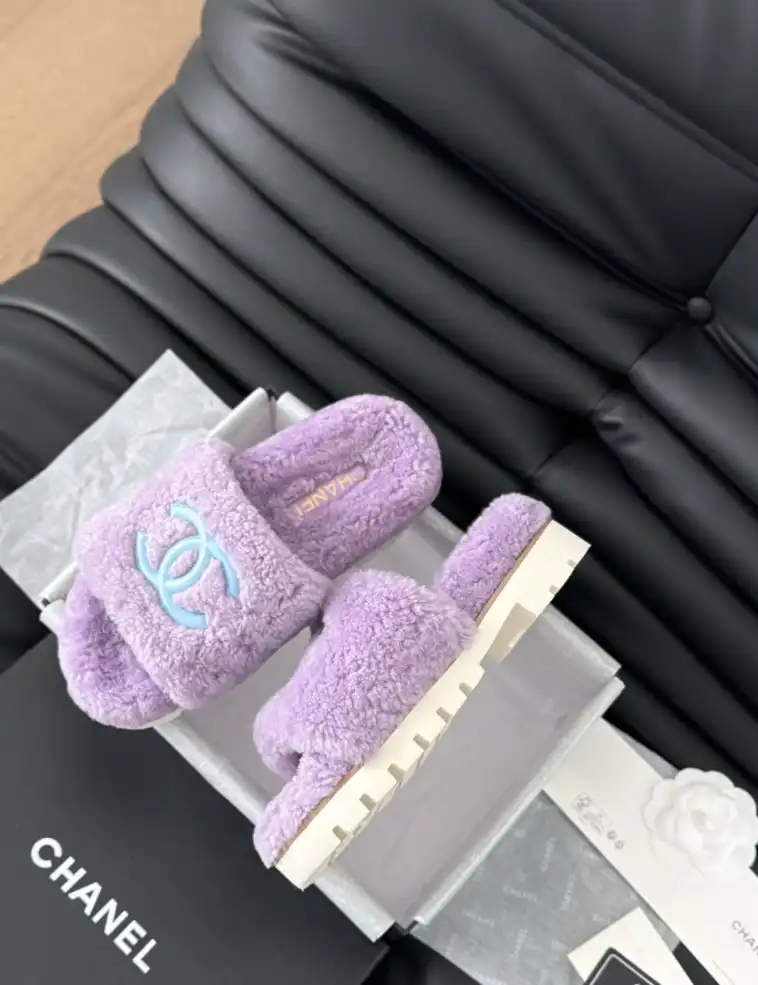 hype Chanel Slippers