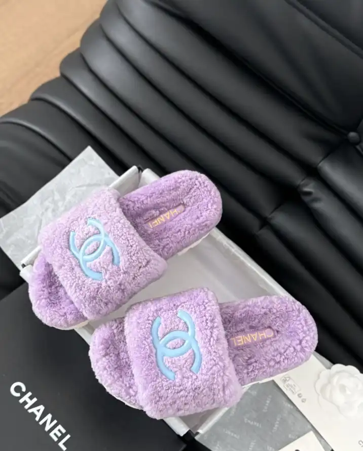 hype Chanel Slippers