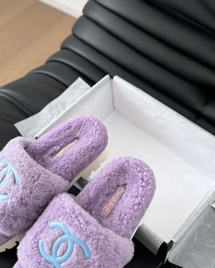 hype Chanel Slippers