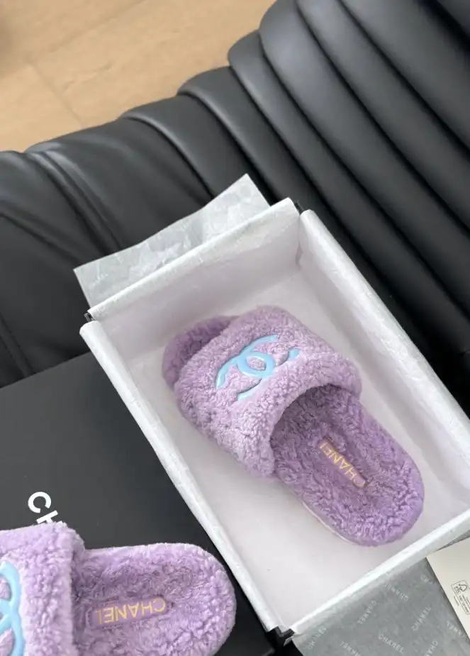 hype Chanel Slippers