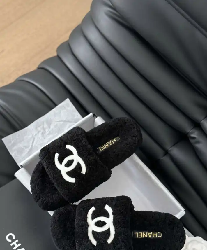 hype Chanel Slippers