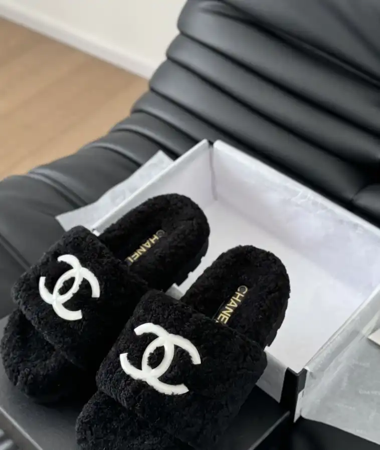 hype Chanel Slippers