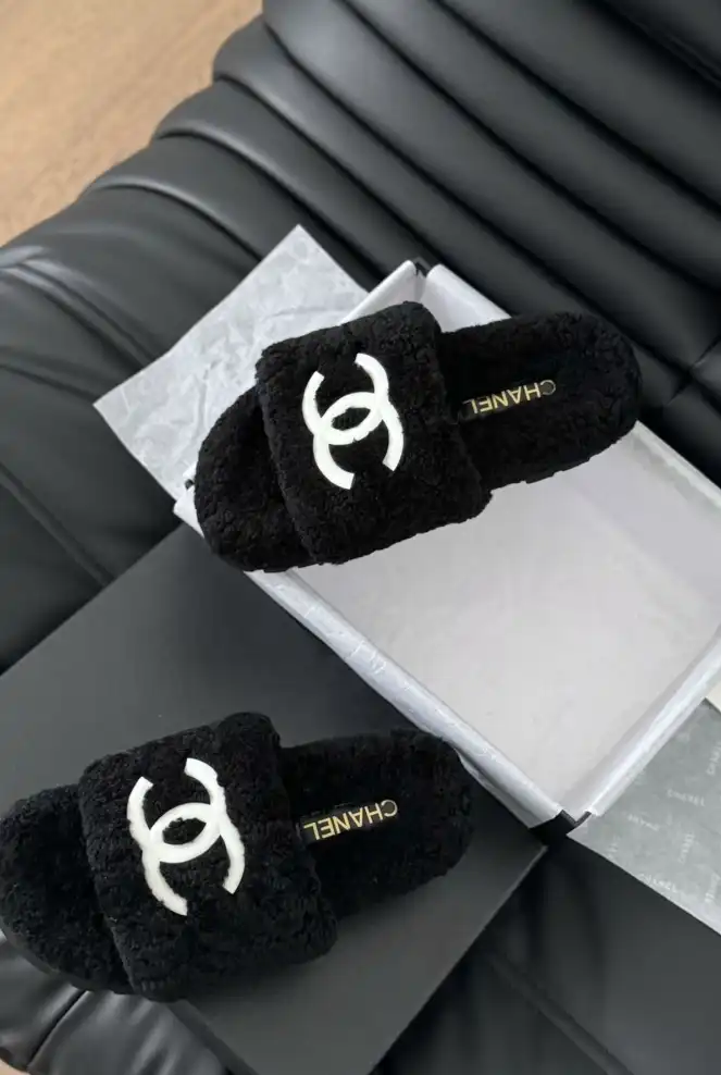 hype Chanel Slippers