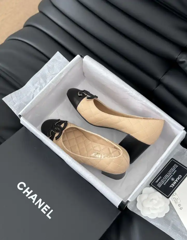 hype Chanel High Heels