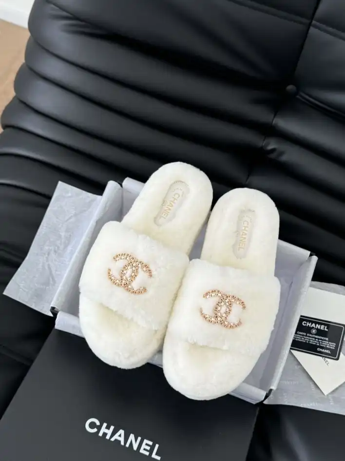 hype Chanel Slippers