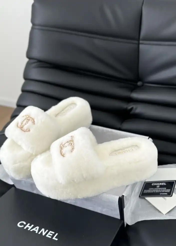 hype Chanel Slippers