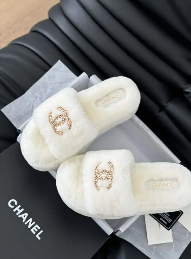 hype Chanel Slippers