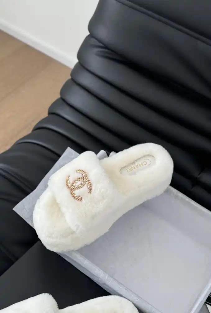 hype Chanel Slippers