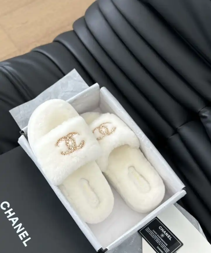 hype Chanel Slippers