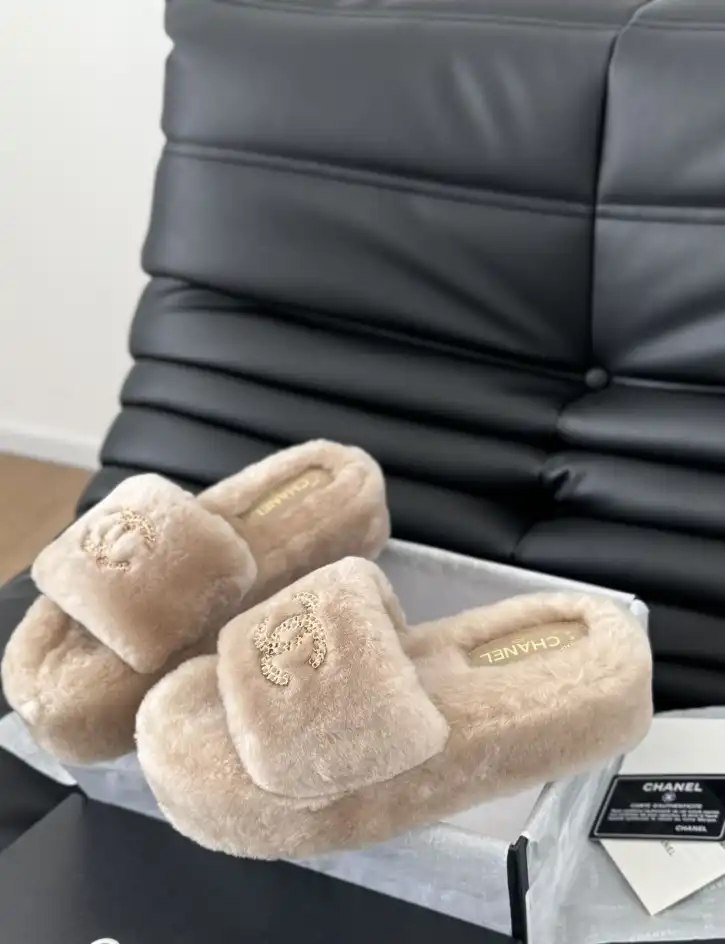 hype Chanel Slippers